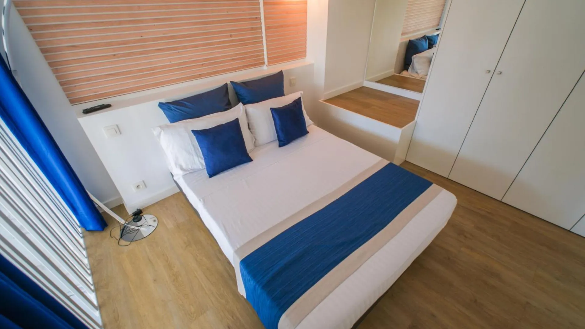 Villa Bono Jacuzzi & Spa سا لُرون دو فار 0*, سا لُرون دو فار فرنسا